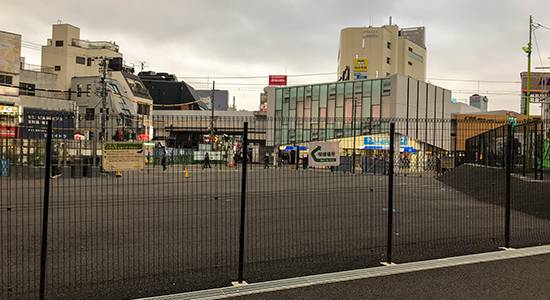 更地となった「下北沢駅前食品市場」跡